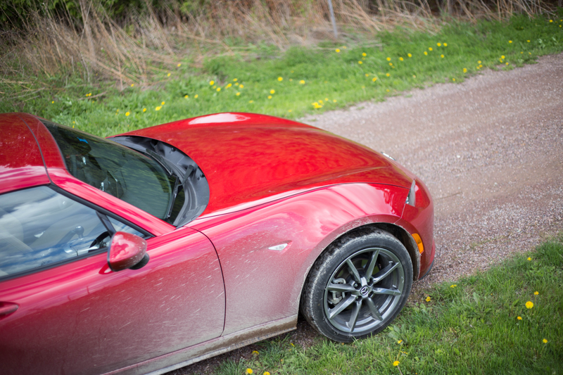 Illustration for article titled The 2017 Mazda Miata RF Still Isn't Practical At All But You Won't Care